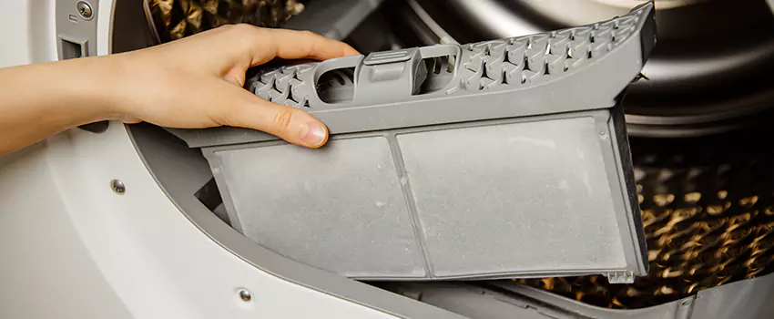 Signs Of A Clogged Dryer Lint Trap in Mount Clemens, Michigan